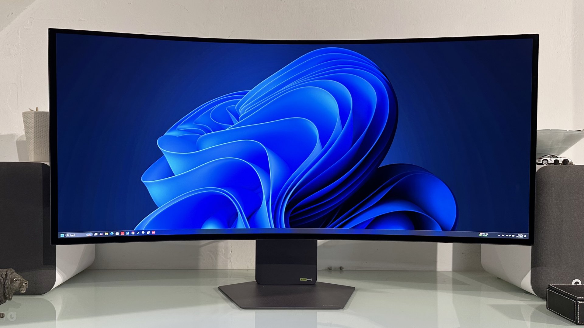LG UltraGear Evo 39GX950B OLED monitor