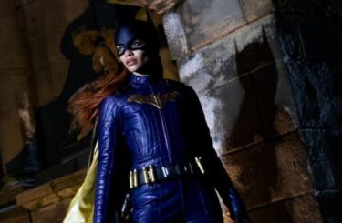 4 years after it was shelved by Warner Bros, Batgirl star J.K. Simmons also wants to know why it was never released