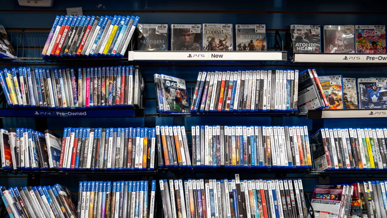 GameStop CEO Ryan Cohen Insists Sony Killing Physical Discs Doesn’t Matter at All to His Company