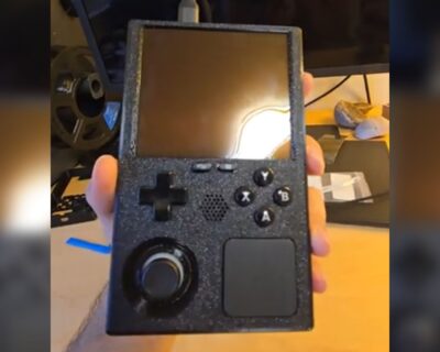 Is it a bird? Is it a plane? No, it’s the Steam Boy, a Steam Deck crammed inside a Game Boy-like chassis