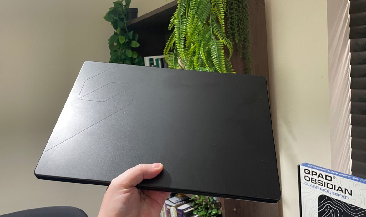 MSI Stealth 16 AI+ B3W review