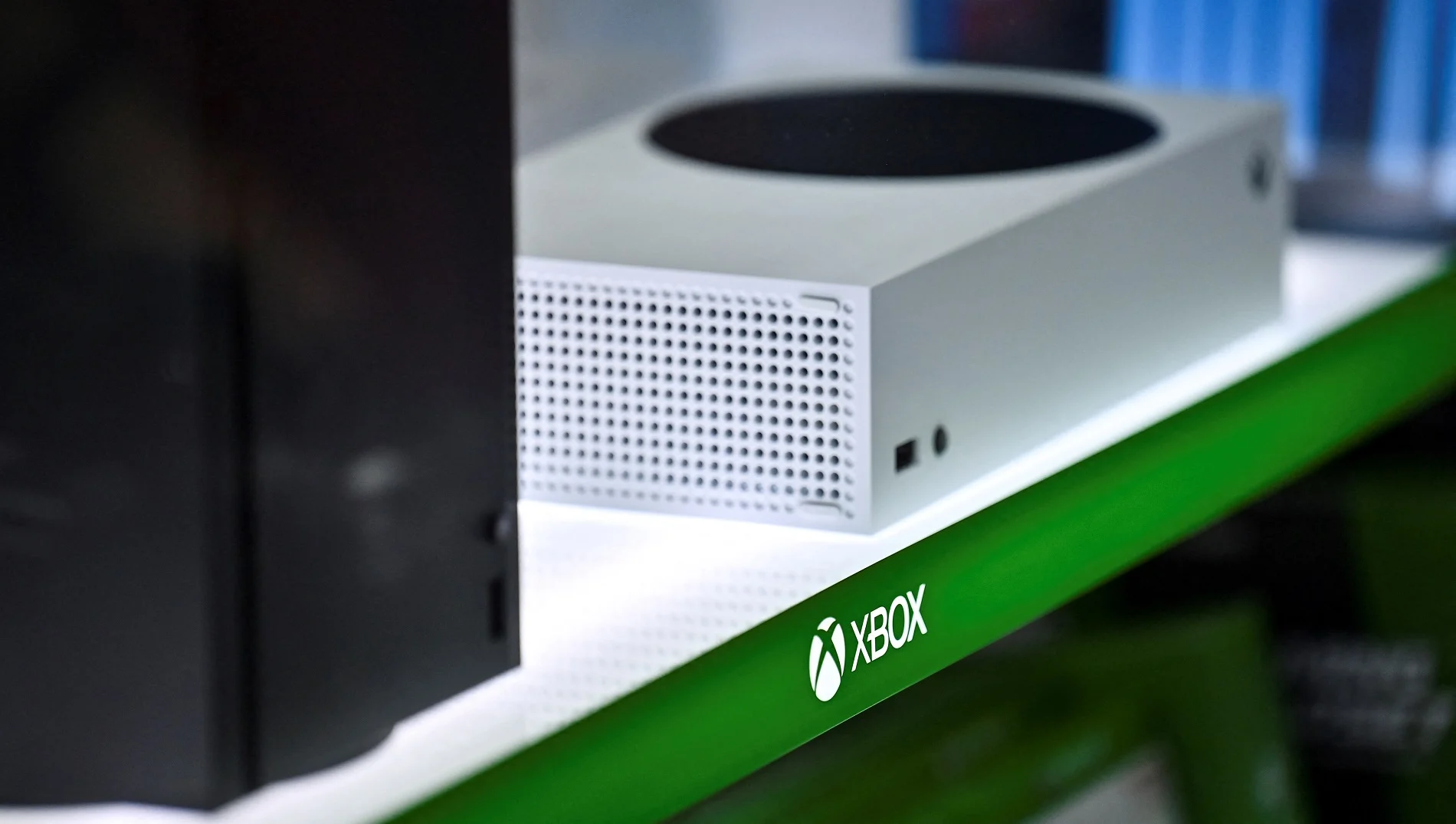 Xbox CEO Won’t Say If Project Helix Has A Disc Drive