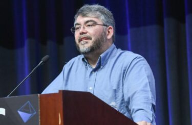 Industry vet who worked on Ultima Online says the next big thing needs to have ‘sh*tty graphics’ to escape the doom of rising development costs